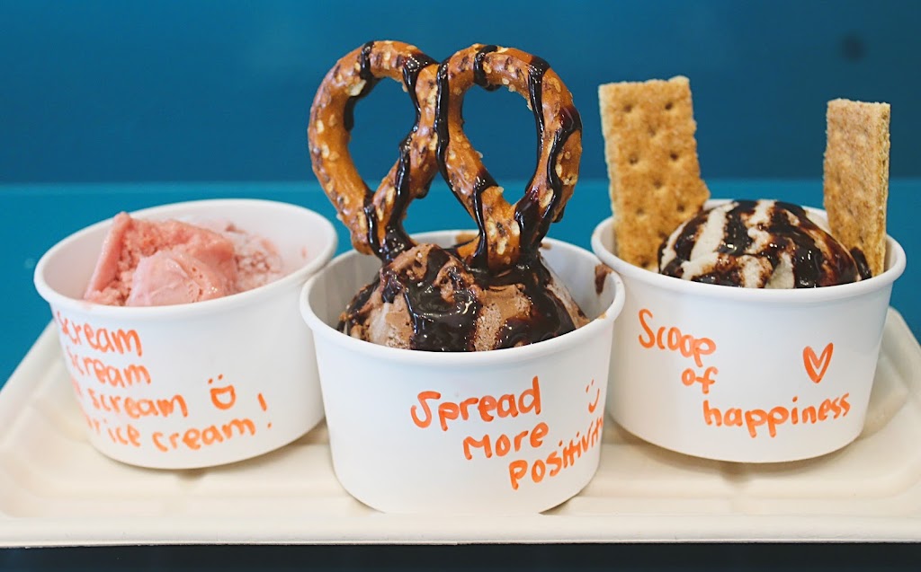 Spotless burgers | restaurant | 1832 E Rte 66, Glendora, CA 91740, USA | 6262520598 OR +1 626-252-0598