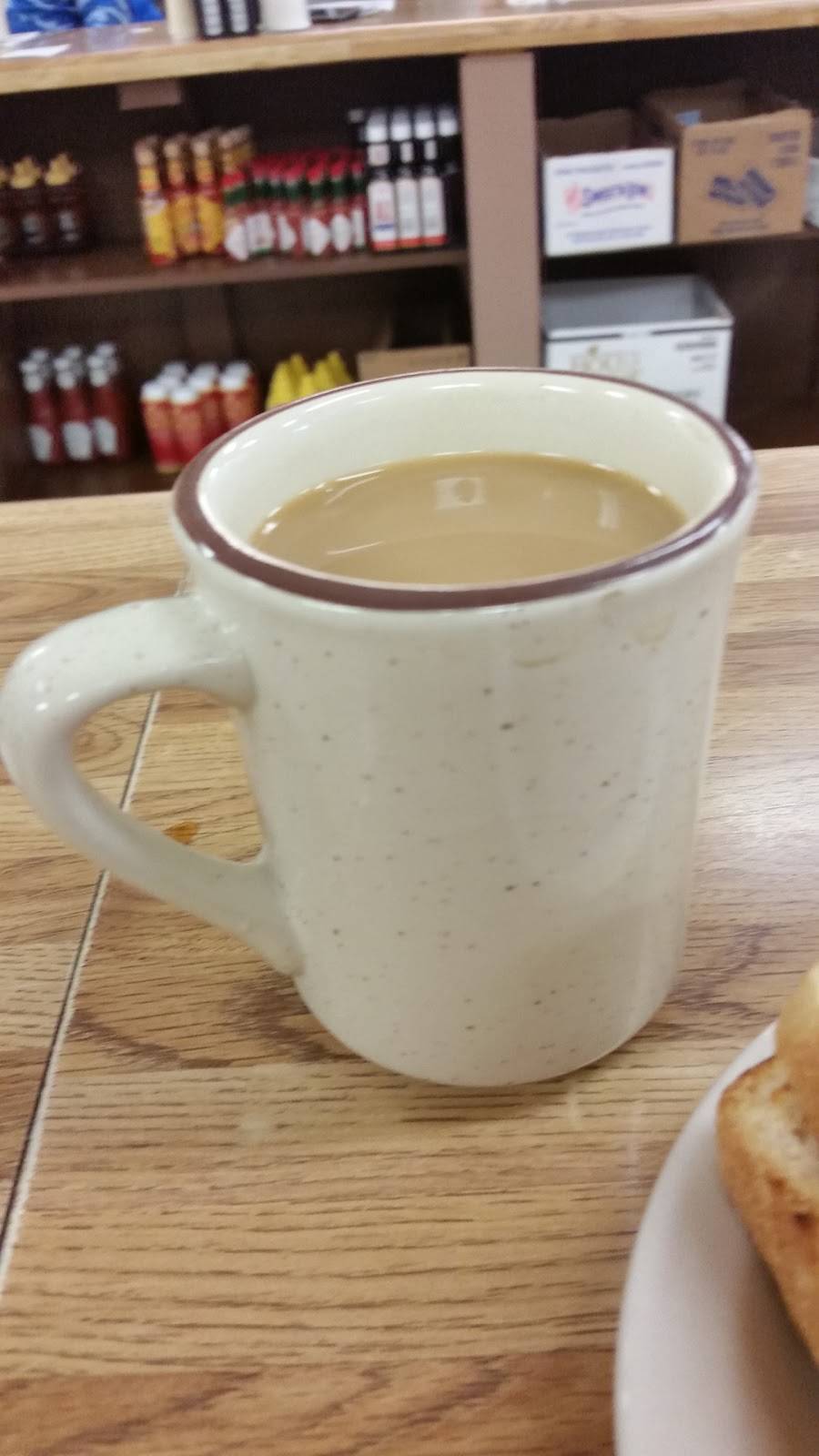 Hartbrook Cafe | restaurant | 600 Hartbrook Dr, Hartland, WI 53029, USA | 2623673930 OR +1 262-367-3930