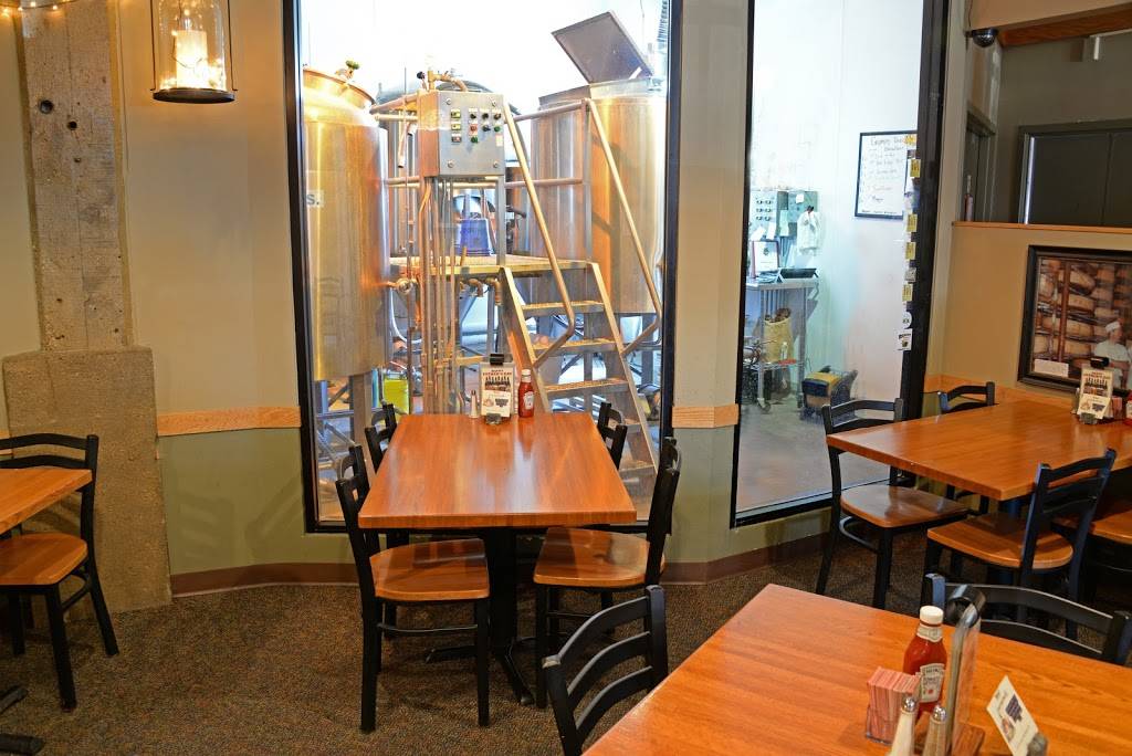 Grumpy Troll Brew Pub | restaurant | 105 S 2nd St, Mt Horeb, WI 53572, USA | 6084372739 OR +1 608-437-2739