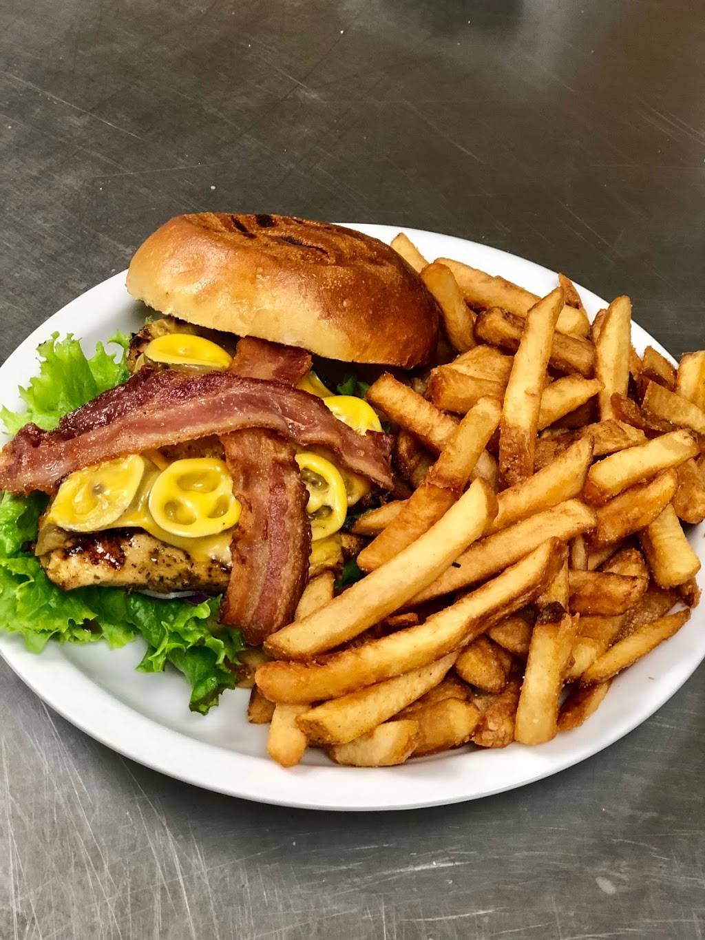 Cities Sports Bar & Grill | restaurant | 5835 Dixie Rd, Mississauga, ON L4W 4W9, Canada | 9057957775 OR +1 905-795-7775