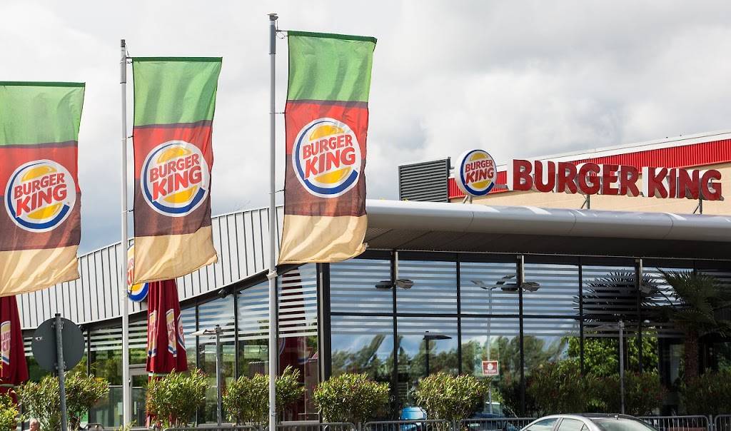 Burger King | restaurant | 12921 South, US-71, Grandview, MO 64030, USA | 8167636601 OR +1 816-763-6601