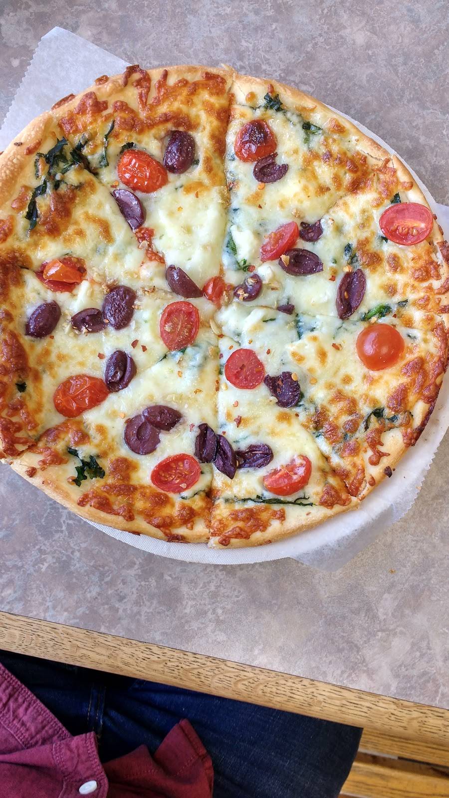 Singas Famous Pizza | meal delivery | 1728, 8125 Lefferts Blvd, Kew Gardens, NY 11415, USA | 7188054700 OR +1 718-805-4700