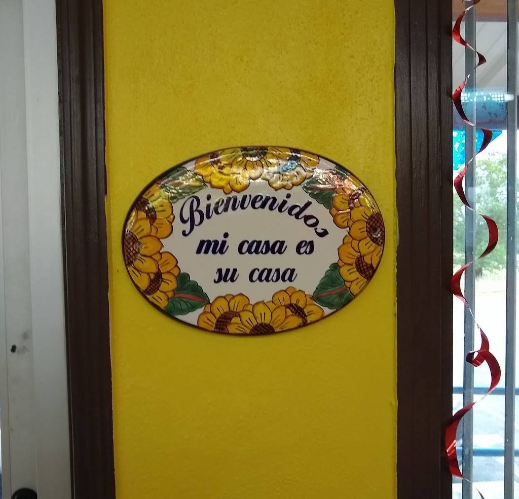 Taco jalisco | restaurant | 18477 Interstate 35 Access Rd, Lytle, TX 78052, USA | 8307726099 OR +1 830-772-6099