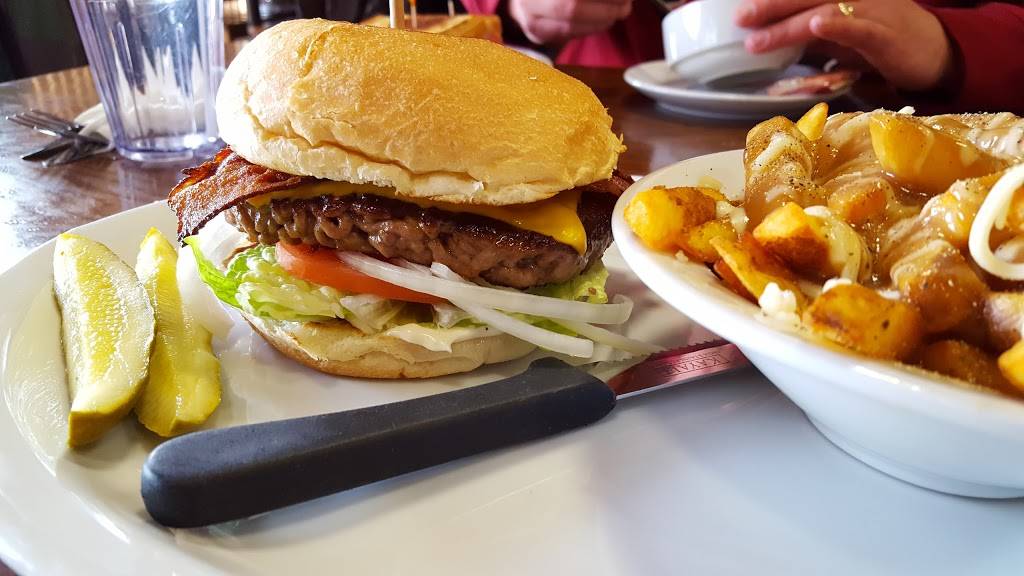 Walker Grill Family Restaurant | restaurant | 1275 Walker Rd, Windsor, ON N8Y 4X9, Canada | 5192520997 OR +1 519-252-0997