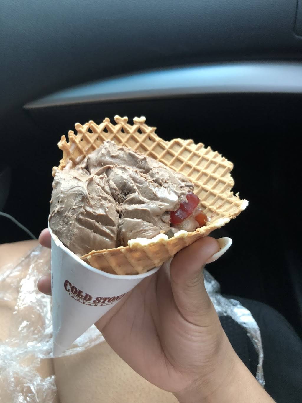 Cold Stone Creamery | bakery | 2530 Aramingo Ave, Philadelphia, PA 19125, USA | 2157394168 OR +1 215-739-4168