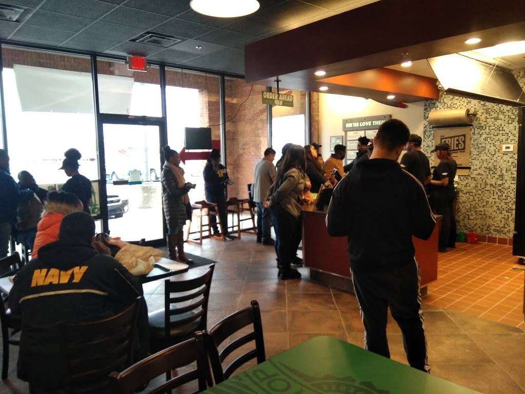 Wingstop | restaurant | 3923 28th St SE, Grand Rapids, MI 49512, USA | 6163699464 OR +1 616-369-9464