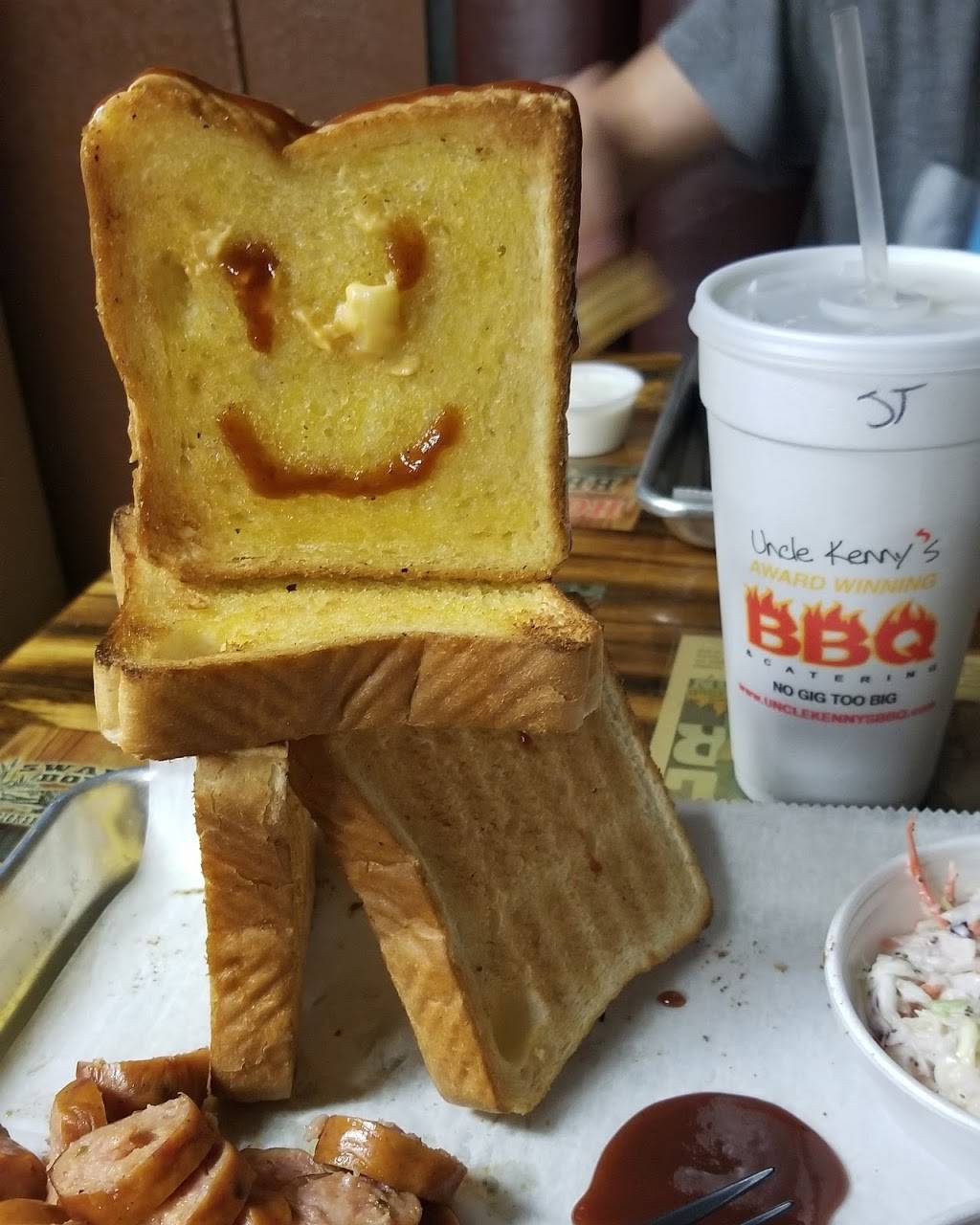 Uncle Kennys BBQ | restaurant | 157 US-27, Clermont, FL 34711, USA | 3523941225 OR +1 352-394-1225