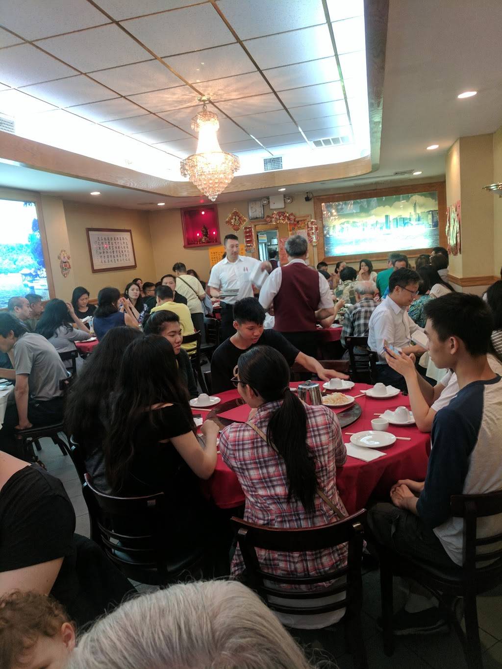 East Ocean | restaurant | 1818 Avenue U, Brooklyn, NY 11229, USA | 7183326188 OR +1 718-332-6188