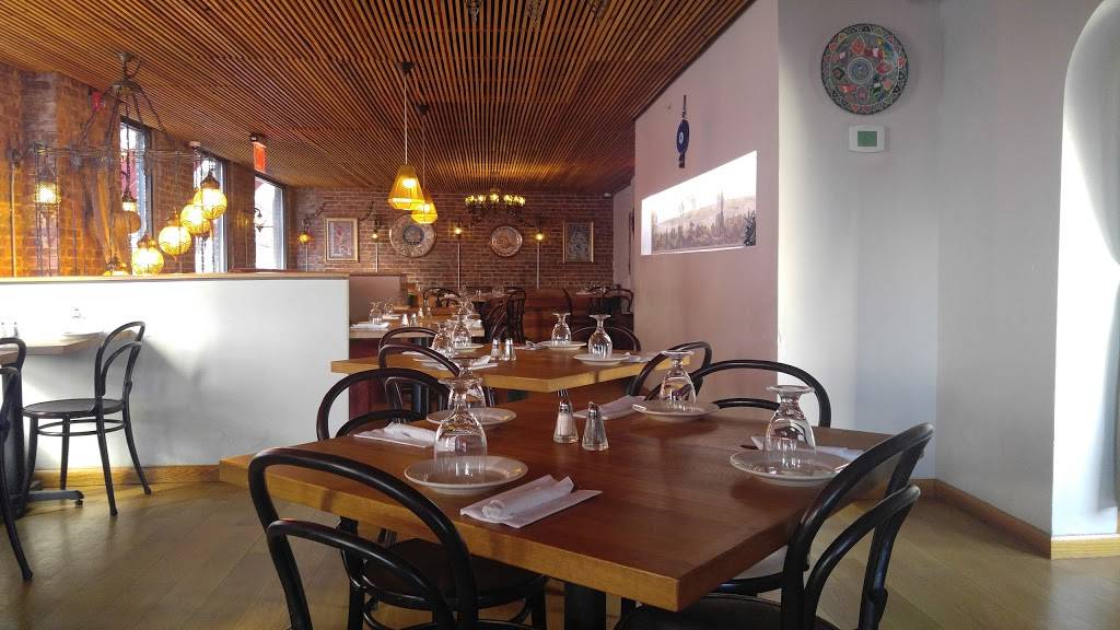 Efes Mediterranean Grill | restaurant | 32 Easton Ave, New Brunswick, NJ 08901, USA | 7322494100 OR +1 732-249-4100