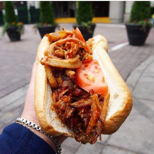 Philthy Phillys | restaurant | 960 Southdown Rd, Mississauga, ON L5J 2Y4, Canada | 9058229129 OR +1 905-822-9129