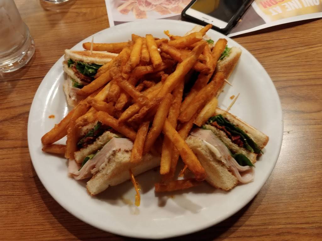 Dennys | restaurant | 1010 W Alameda Ave, Burbank, CA 91506, USA | 8188420555 OR +1 818-842-0555