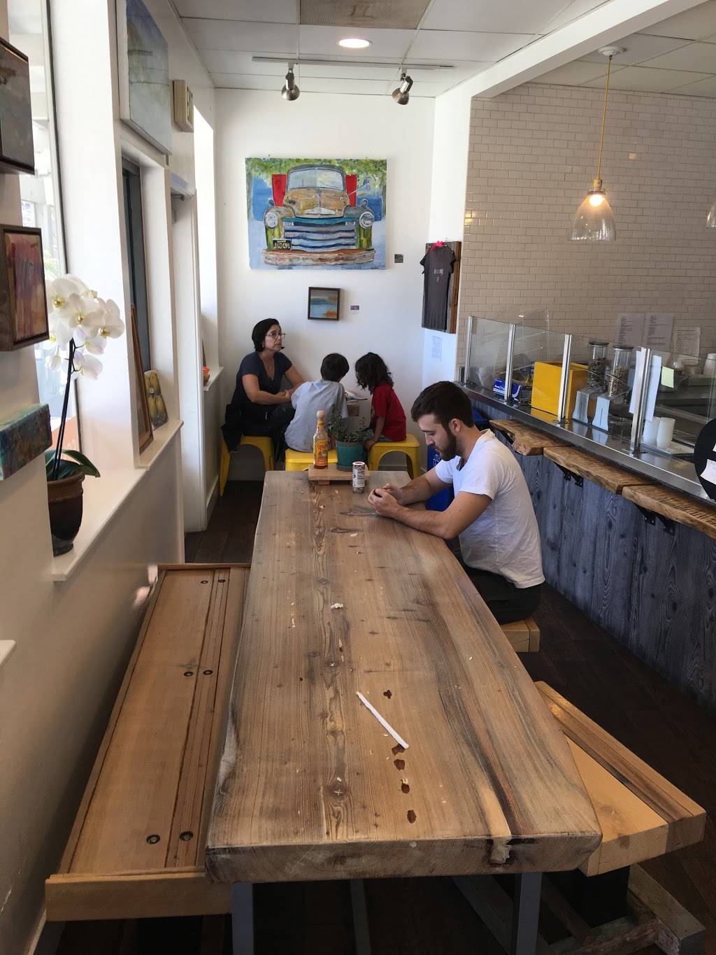 Juice Girl | restaurant | 45 Camino Alto, Mill Valley, CA 94941, USA | 4153226160 OR +1 415-322-6160