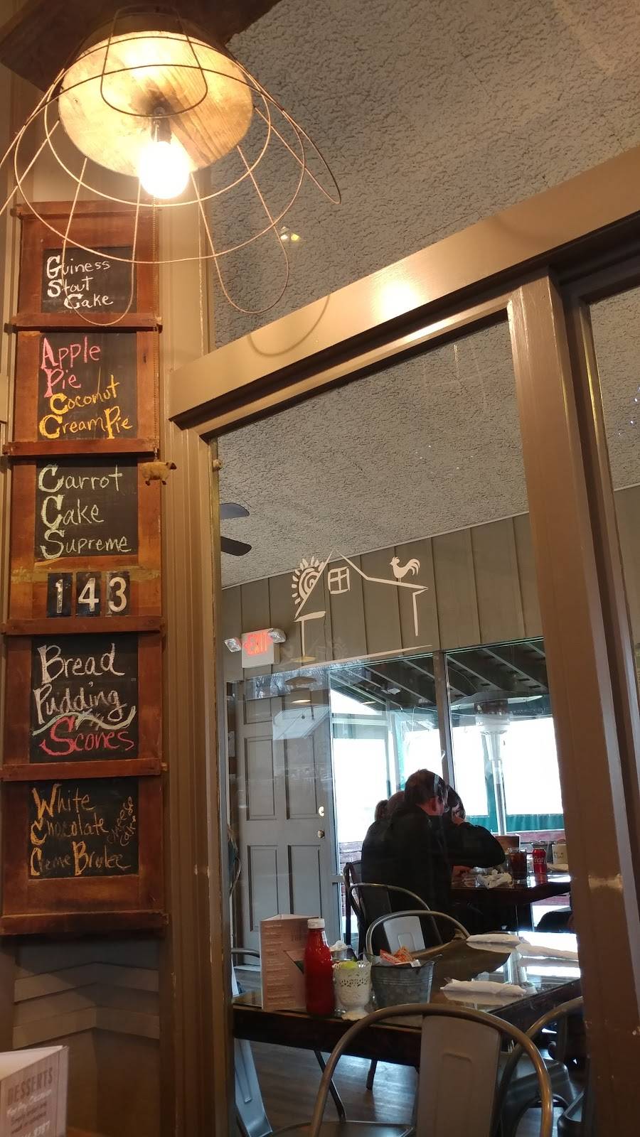 The Barn | restaurant | 1015 Sappington Rd, St. Louis, MO 63126, USA | 3149668387 OR +1 314-966-8387