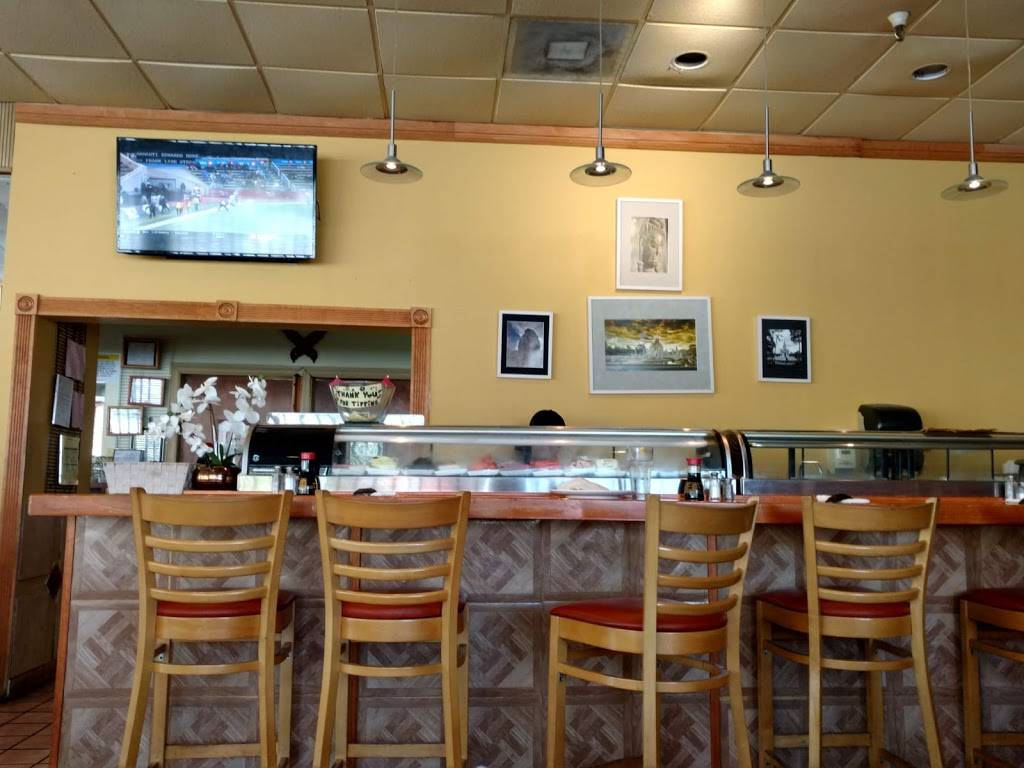 Lemongrass Sushi & Thai | restaurant | 7108 Hwy 70 S, Nashville, TN 37221, USA | 6156469500 OR +1 615-646-9500