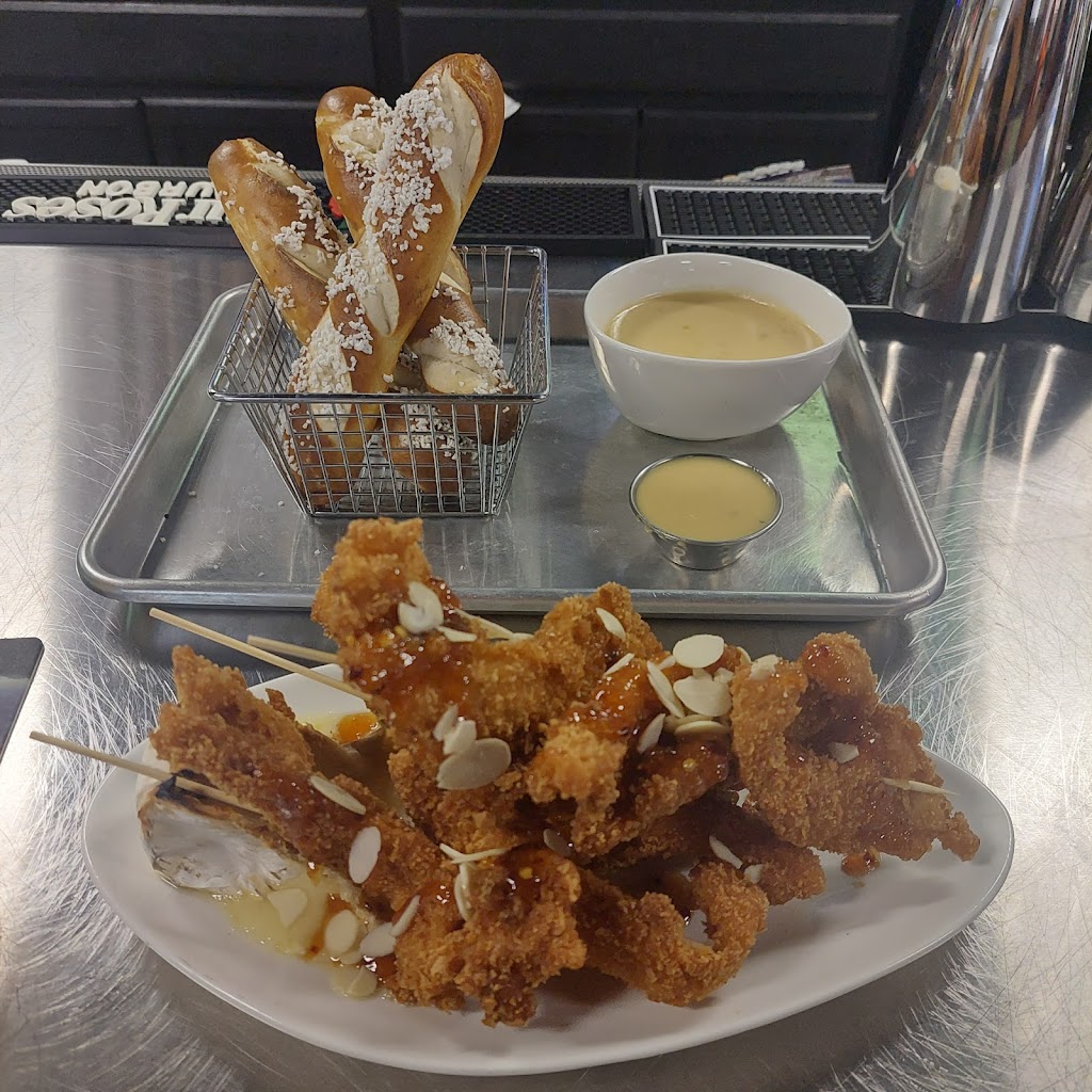 Burlys California Bistro | restaurant | 1219 N Carpenter Rd suite 5, Modesto, CA 95351, USA | 2093129400 OR +1 209-312-9400