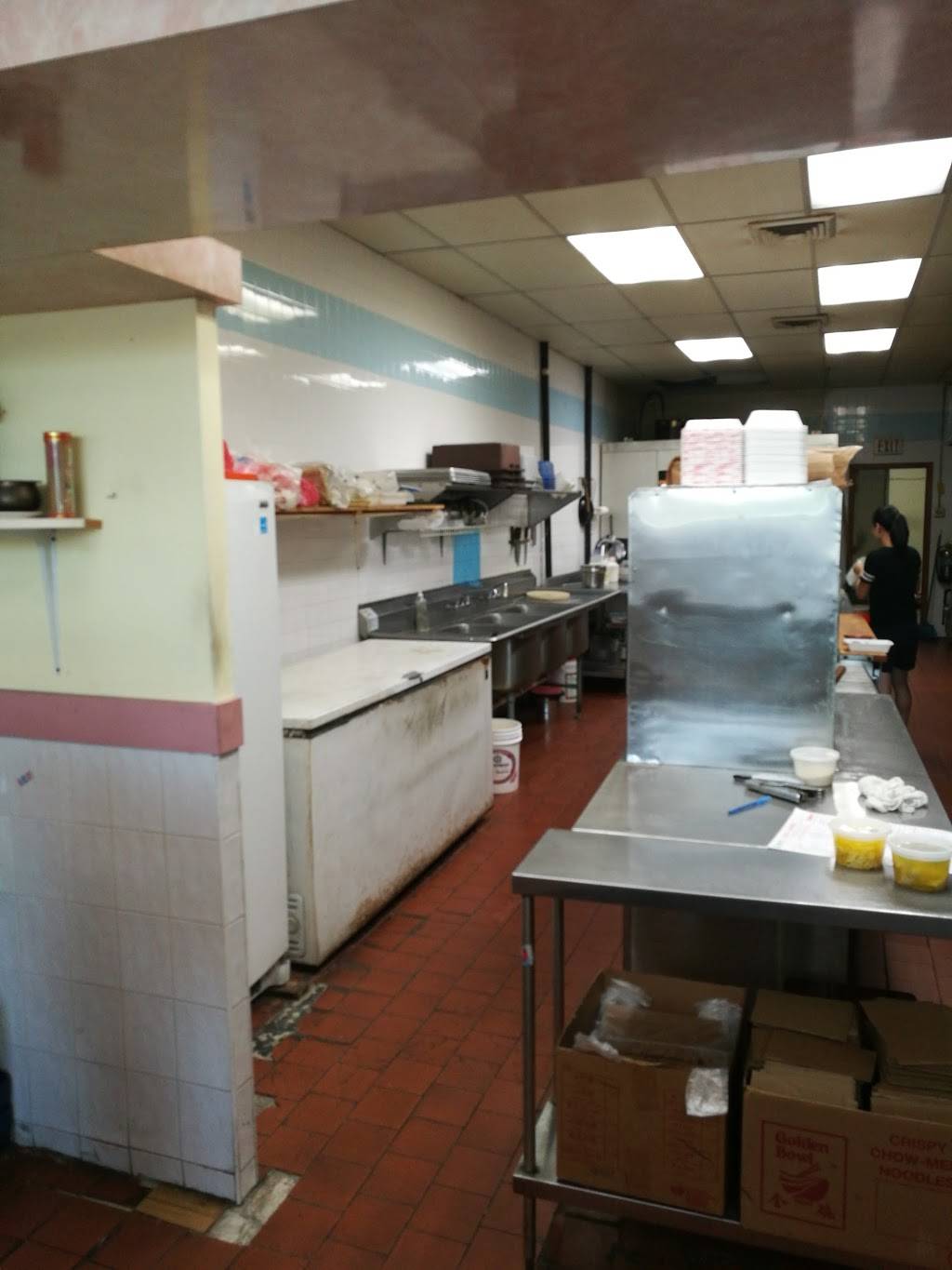 Jade Garden | restaurant | 29 N Main St, Sayville, NY 11782, USA | 6315678228 OR +1 631-567-8228