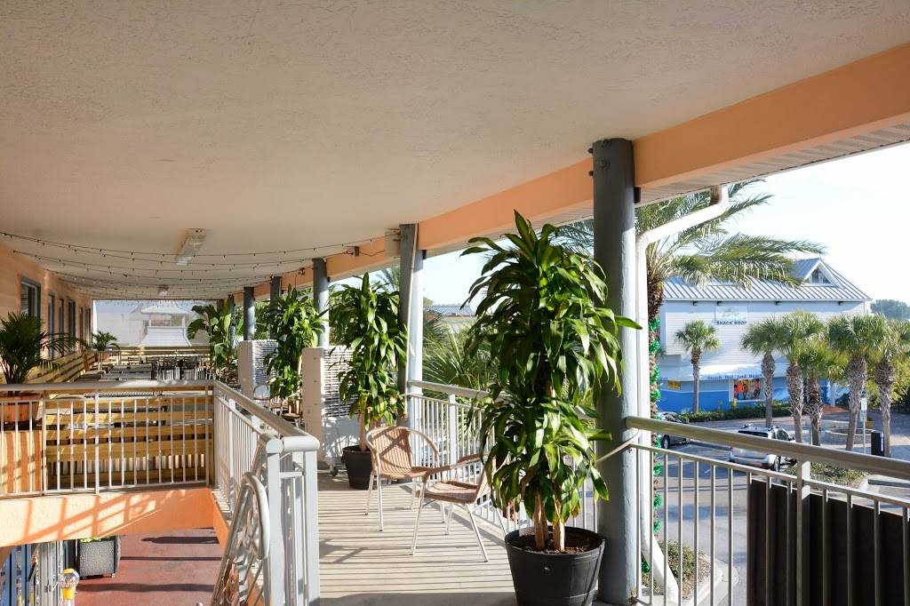 Mad Beach Craft Brewing Company | restaurant | 12945 Village Blvd, Madeira Beach, FL 33708, USA | 7273620008 OR +1 727-362-0008