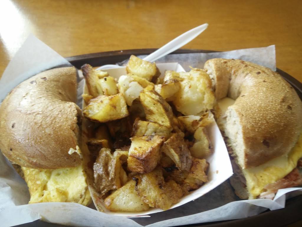 The Bagel Bunch - Jim Thorpe/Lehighton Area | restaurant | 300 Mauch Chunk St, Lehighton, PA 18235, USA | 6103772233 OR +1 610-377-2233