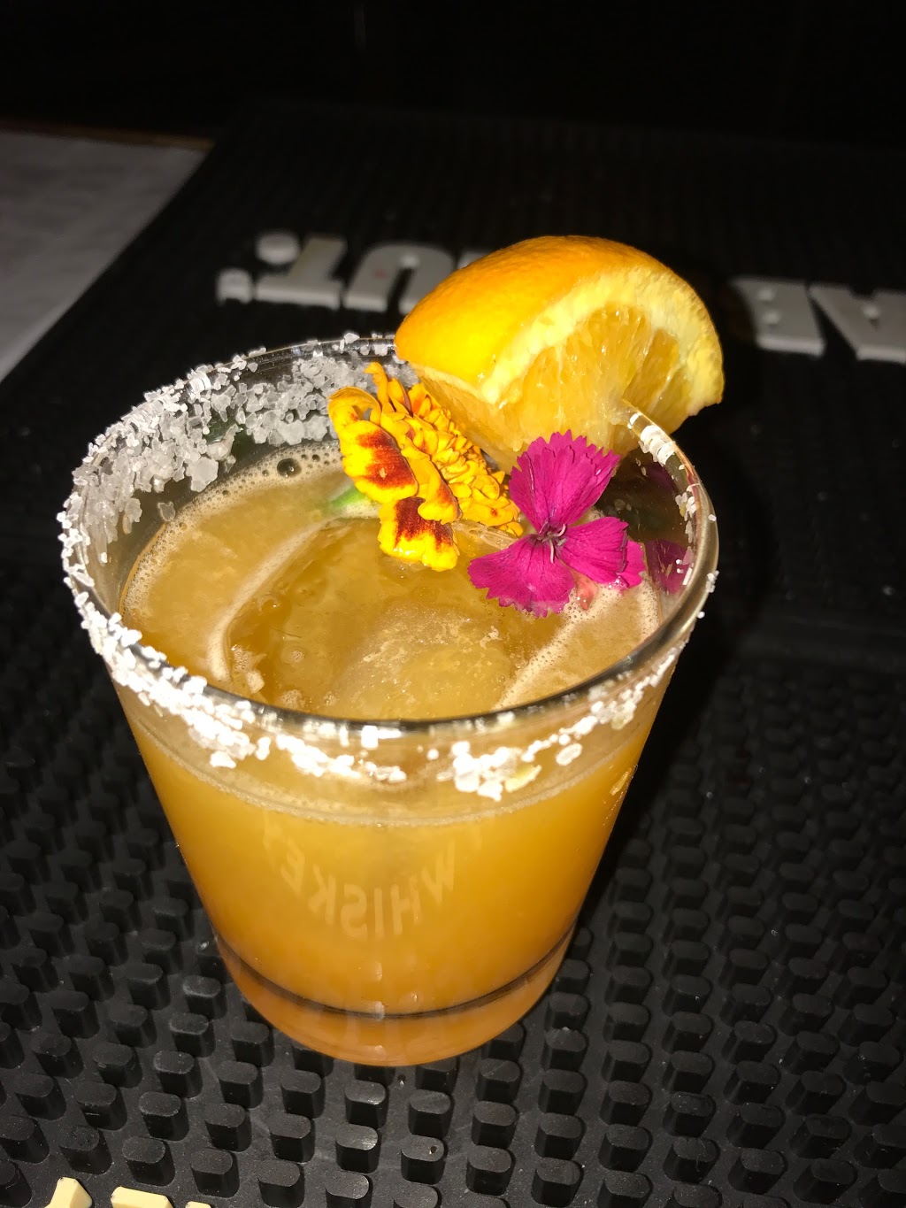 The Montmartre | restaurant | 5412, 127, High St, Morgantown, WV 26505, USA | 3042914222 OR +1 304-291-4222