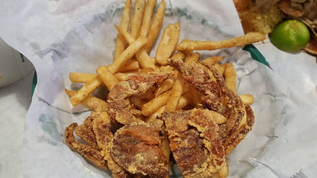 The Boiling Crab | restaurant | 23397 Mulholland Dr, Woodland Hills, CA 91364, USA | 7479008353 OR +1 747-900-8353