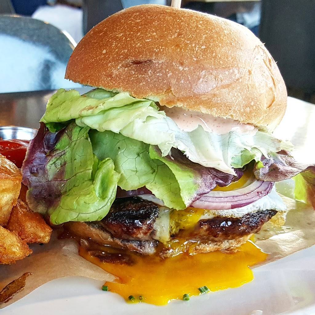 HopSaint Brewing Company | restaurant | 5160 W 190th St, Torrance, CA 90503, USA | 3102144677 OR +1 310-214-4677