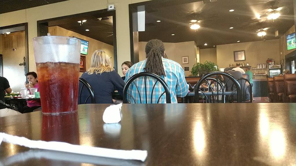 Las Palapas | restaurant | 5525 Tezel Rd, San Antonio, TX 78250, USA | 2106827063 OR +1 210-682-7063