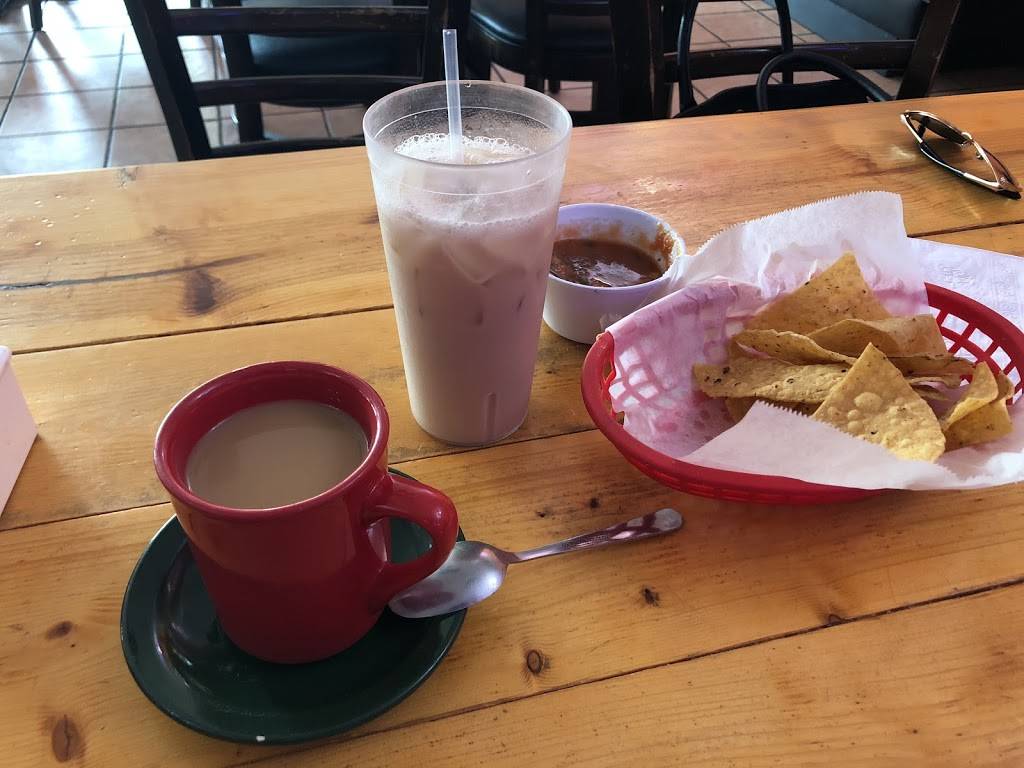 Taqueria Los Mogotes de Michoacan | restaurant | 2069 Green Bay Rd, Highland Park, IL 60035, USA | 8474325667 OR +1 847-432-5667