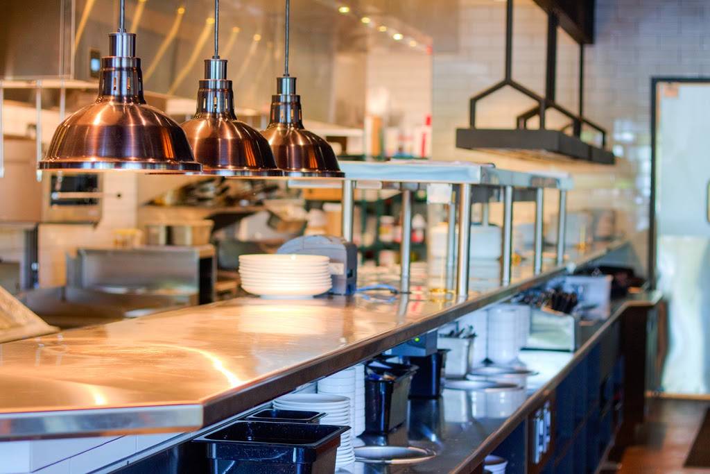 Thirsty Lion Gastropub & Grill - SanTan Village | restaurant | 2212 E Williams Field Rd, Gilbert, AZ 85297, USA | 4808990119 OR +1 480-899-0119