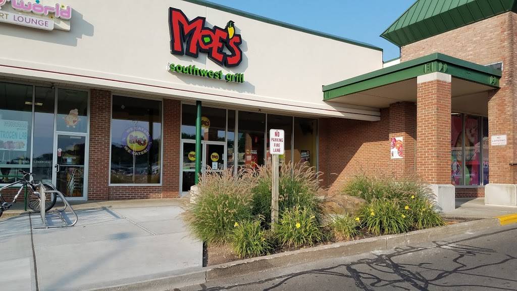 Moes Southwest Grill | restaurant | 2100 Dixwell Ave, Hamden, CT 06514, USA | 2037454706 OR +1 203-745-4706