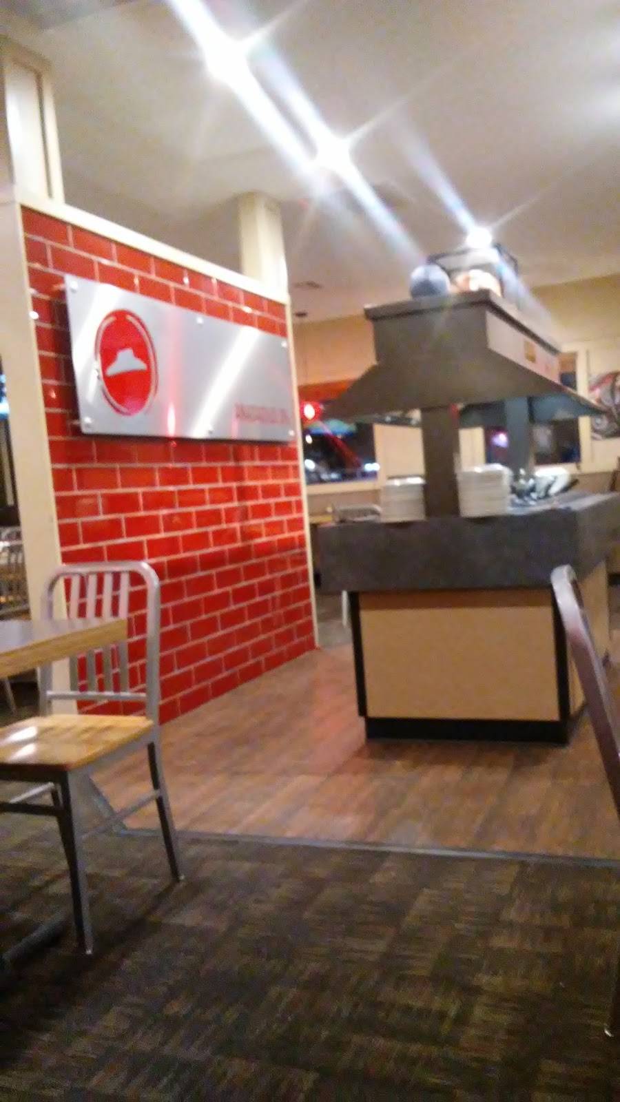 Pizza Hut | meal takeaway | 925 S Mission St, Anadarko, OK 73005, USA | 4052477385 OR +1 405-247-7385