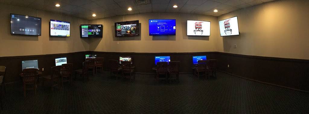 The Pitt Boss BBQ and Gamers Lounge | restaurant | 2077 Elm Rd NE, Warren, OH 44483, USA | 3304696929 OR +1 330-469-6929