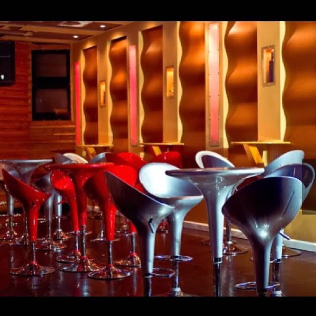 Infinity Bar | restaurant | 204-01 Jamaica Ave, Jamaica, NY 11423, USA | 3478763648 OR +1 347-876-3648