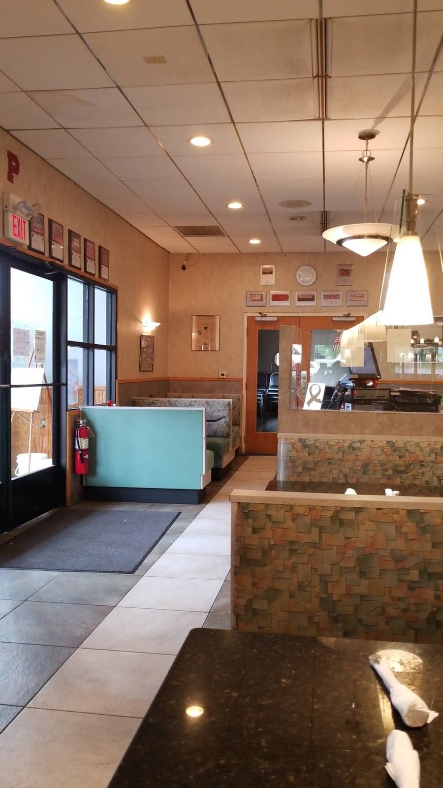 Parkland Restaurant | restaurant | 2702 Walbert Ave, Allentown, PA 18104, USA | 6104322745 OR +1 610-432-2745