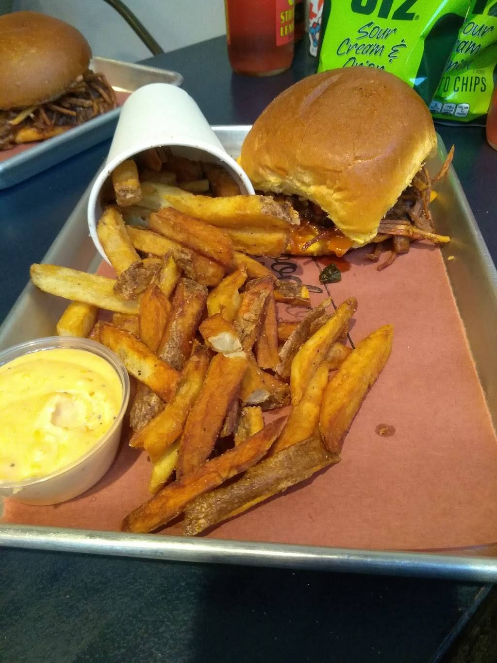 Woodrows Sandwich Shop | restaurant | 630 South St, Philadelphia, PA 19147, USA | 2154703559 OR +1 215-470-3559