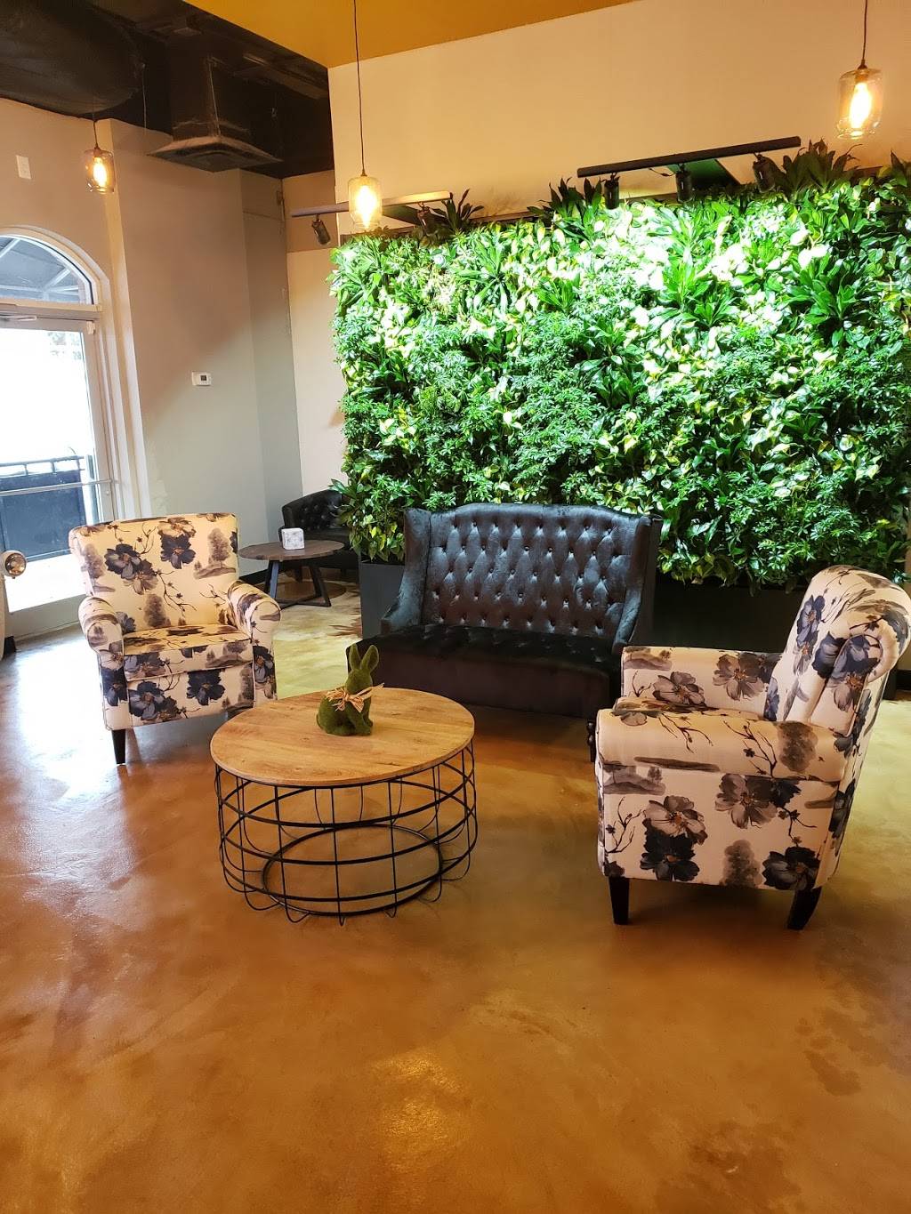 Tre Bambine | restaurant | 407 E Central Blvd, Orlando, FL 32801, USA | 4077537333 OR +1 407-753-7333