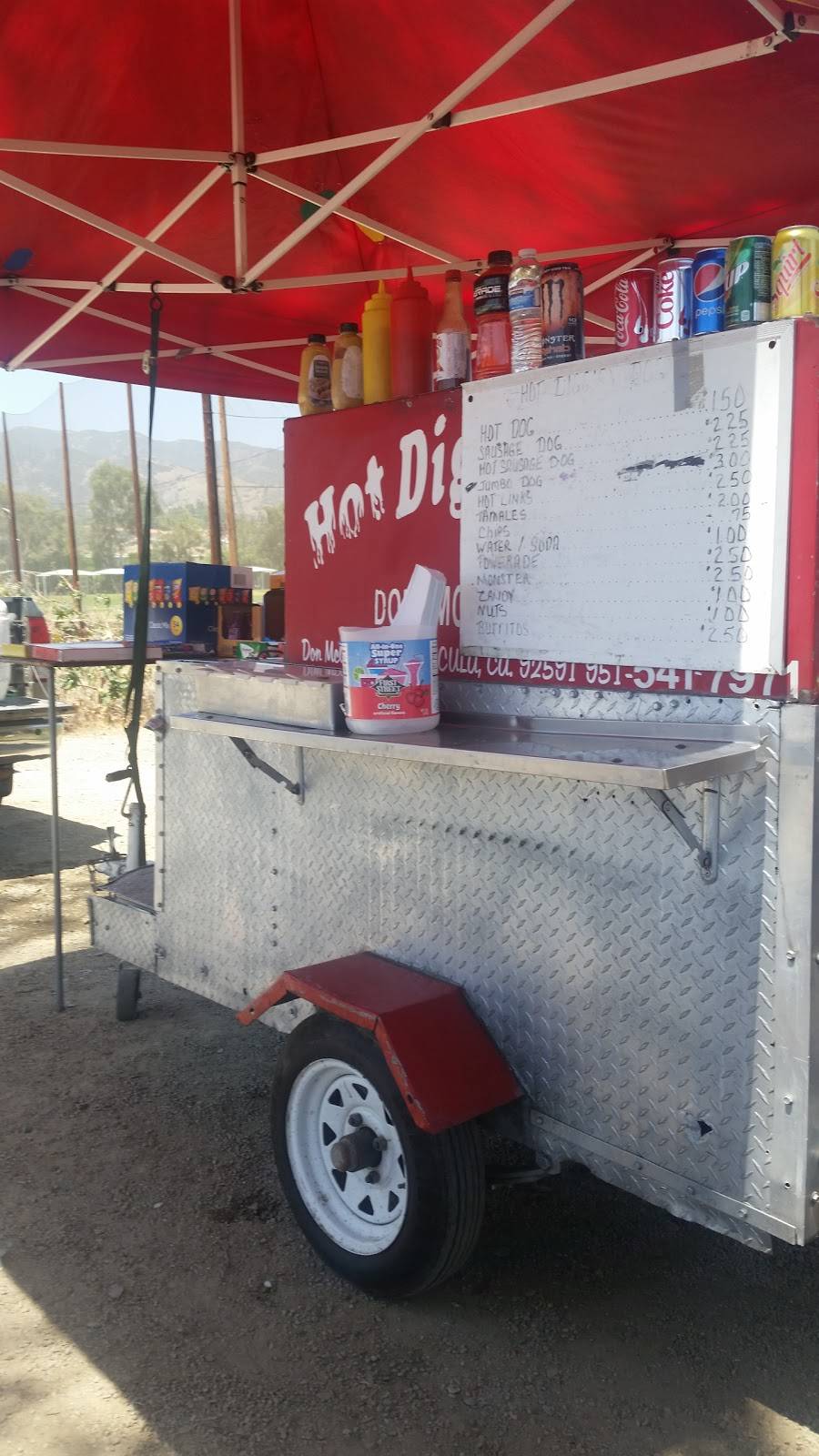 Hot Diggidy Dog | restaurant | 10060 Dawson Canyon Rd, Corona, CA 92883, USA | 9515417971 OR +1 951-541-7971
