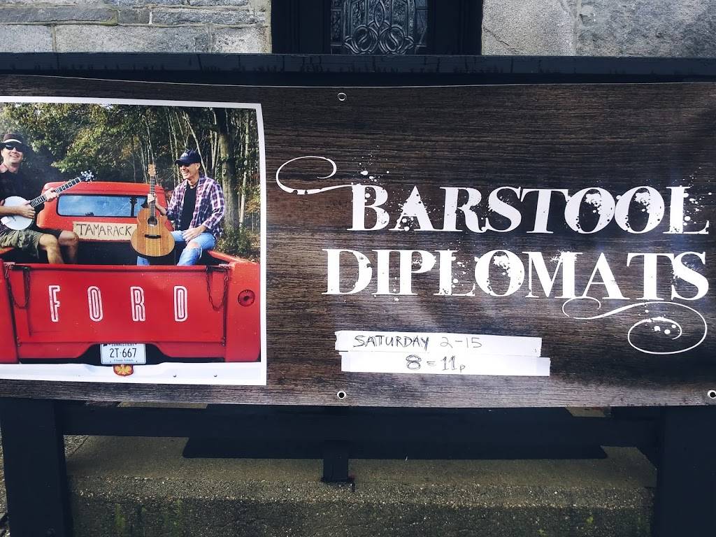 Excalibur | restaurant | 36 Main St, Versailles, CT 06330, USA | 8602223284 OR +1 860-222-3284