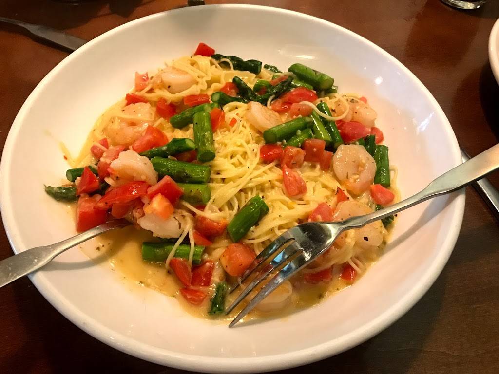 Olive Garden Italian Restaurant | meal takeaway | 12330 Amargosa Rd, Victorville, CA 92392, USA | 7602458100 OR +1 760-245-8100