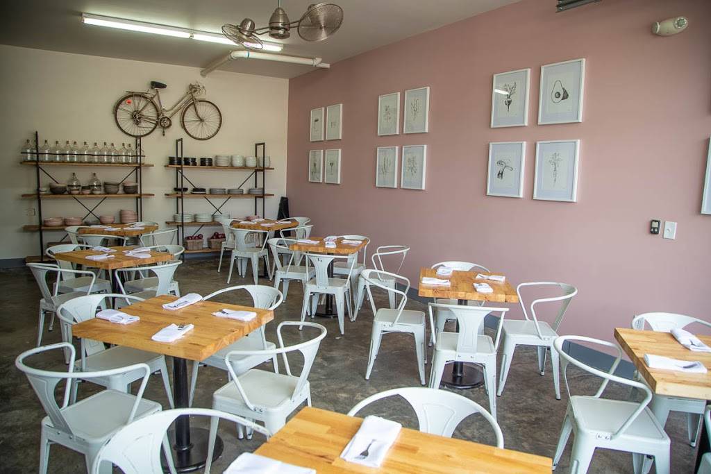 Simpl | restaurant | 1120 Sevier Ave, Knoxville, TN 37920, USA | 8654741405 OR +1 865-474-1405