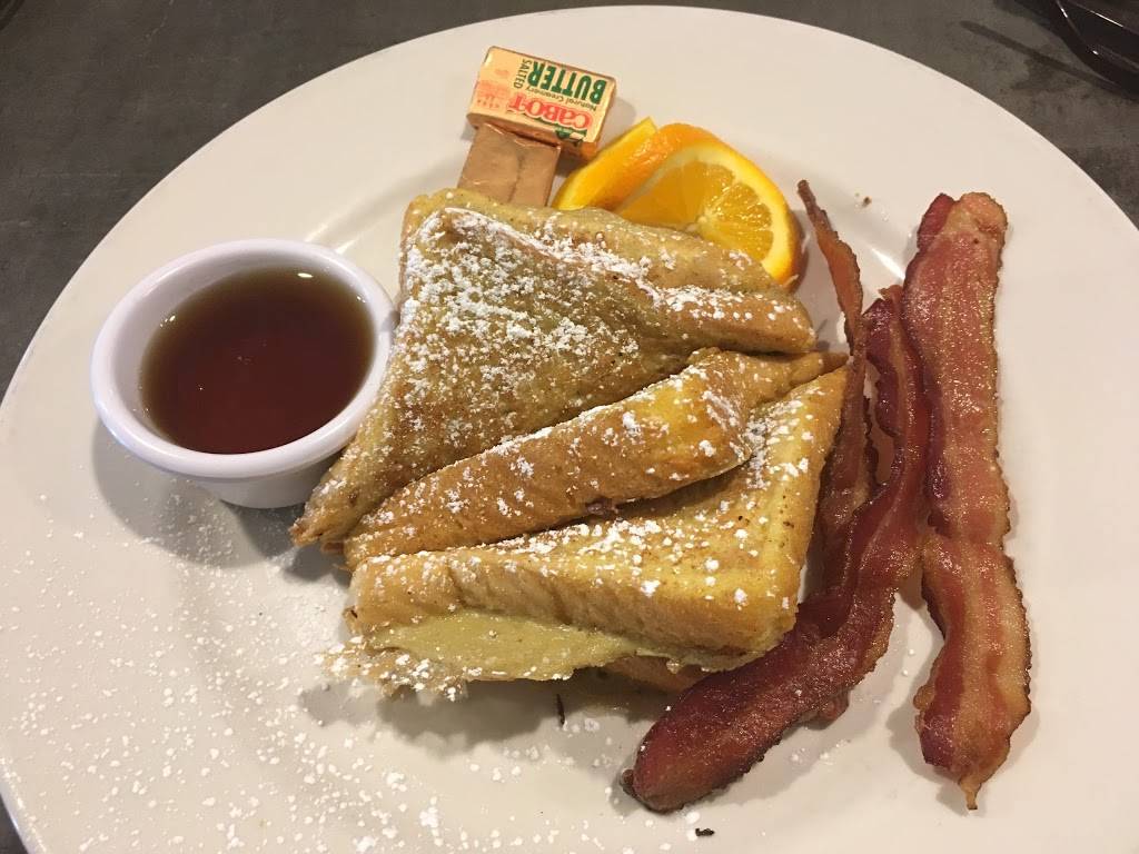 Maxis Restaurant | restaurant | 47 N Main St, Waterbury, VT 05676, USA | 8022440910 OR +1 802-244-0910