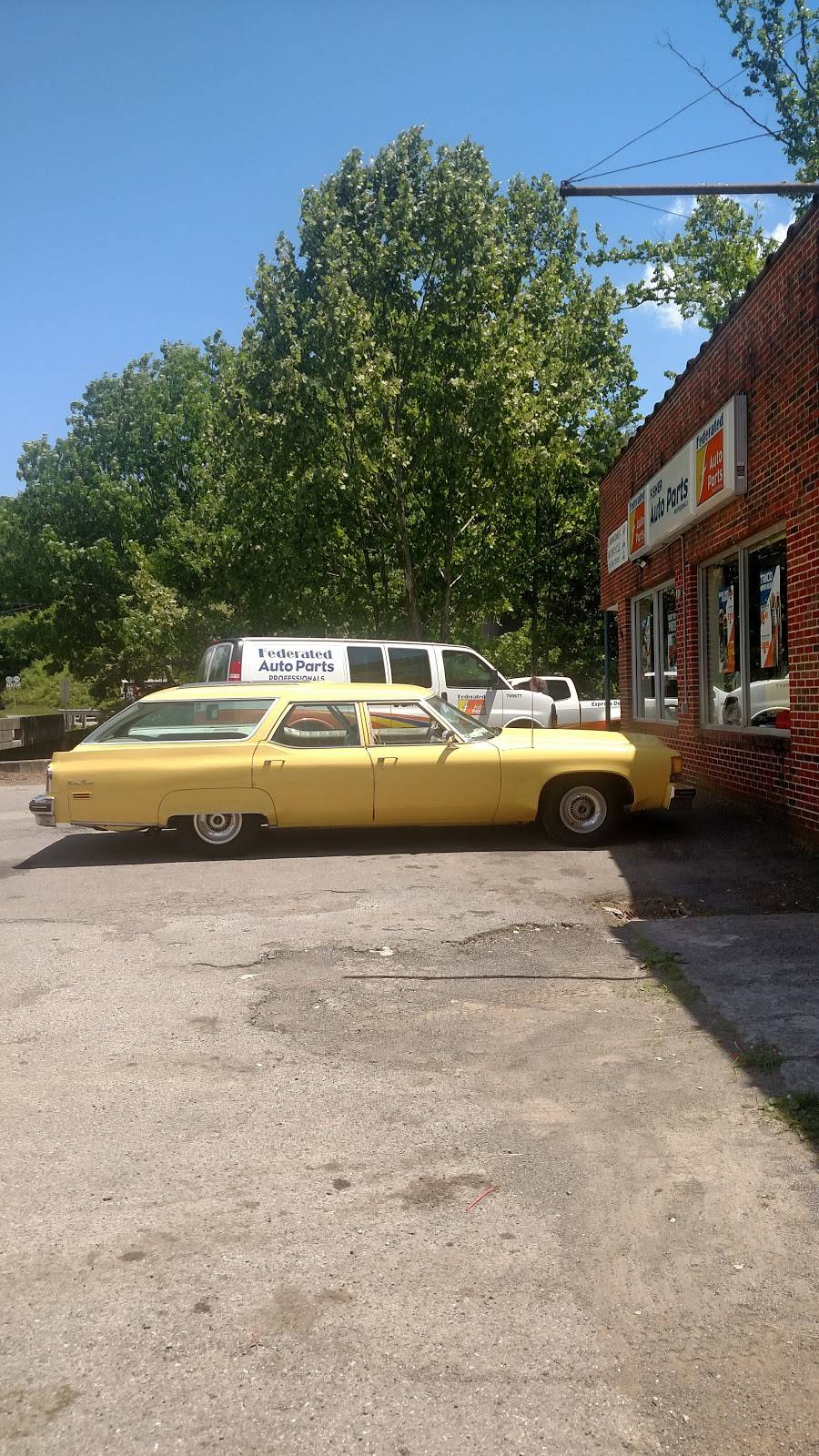 Subway | restaurant | 590 Trent St NE, Norton, VA 24273, USA | 2766793050 OR +1 276-679-3050