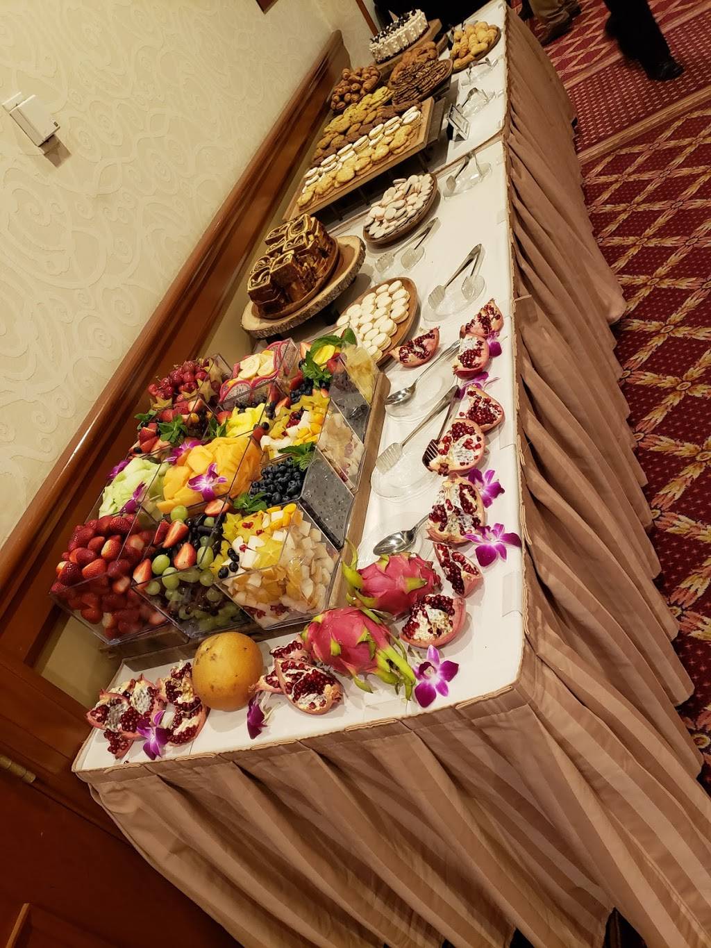 Danziger Kosher Catering | restaurant | 3931 S Leavitt St, Chicago, IL 60609, USA | 8479821818 OR +1 847-982-1818