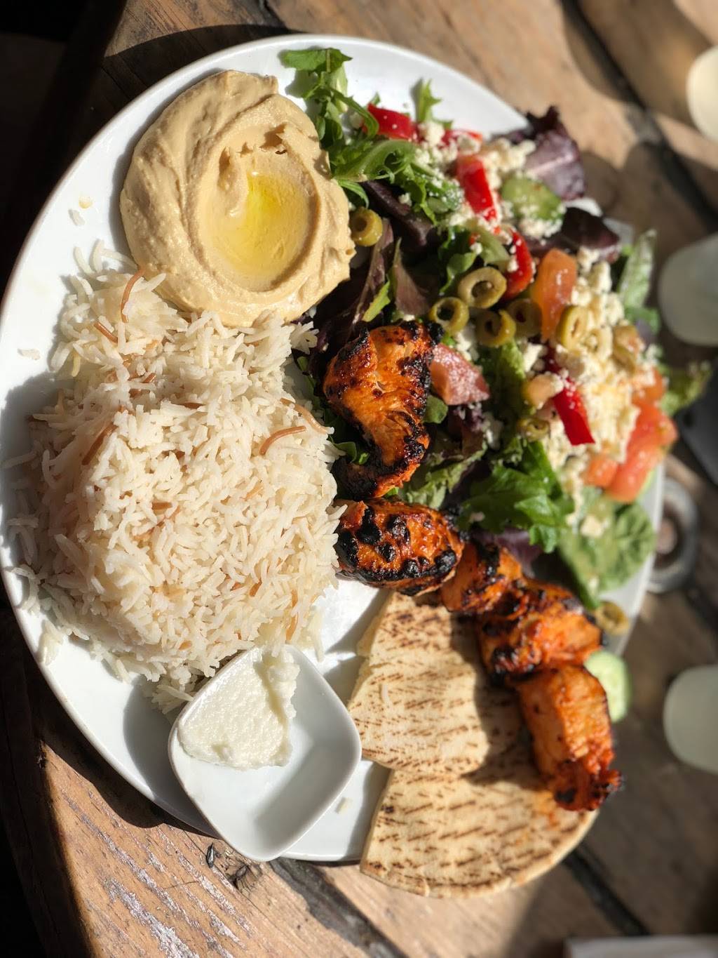 Hummos and pita | restaurant | 131 W Center Street Promenade, Anaheim, CA 92805, USA | 7146037571 OR +1 714-603-7571