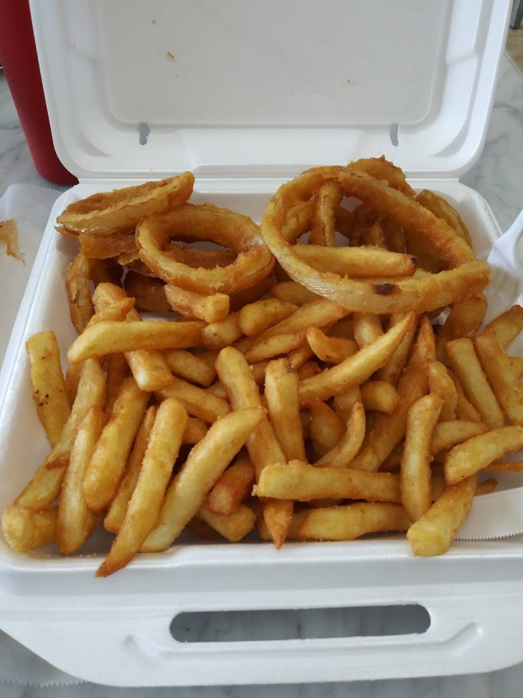 Louis Pizza & Roast Beef Restaurant | restaurant | 1600 Main St, Weymouth, MA 02190, USA | 7813317001 OR +1 781-331-7001