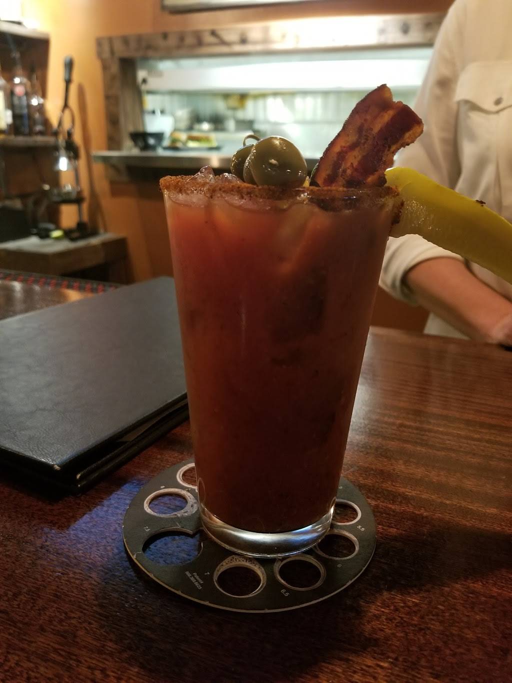 Fosters on the Point | restaurant | 1437 Salem Ave, Hagerstown, MD 21740, USA | 3017397182 OR +1 301-739-7182