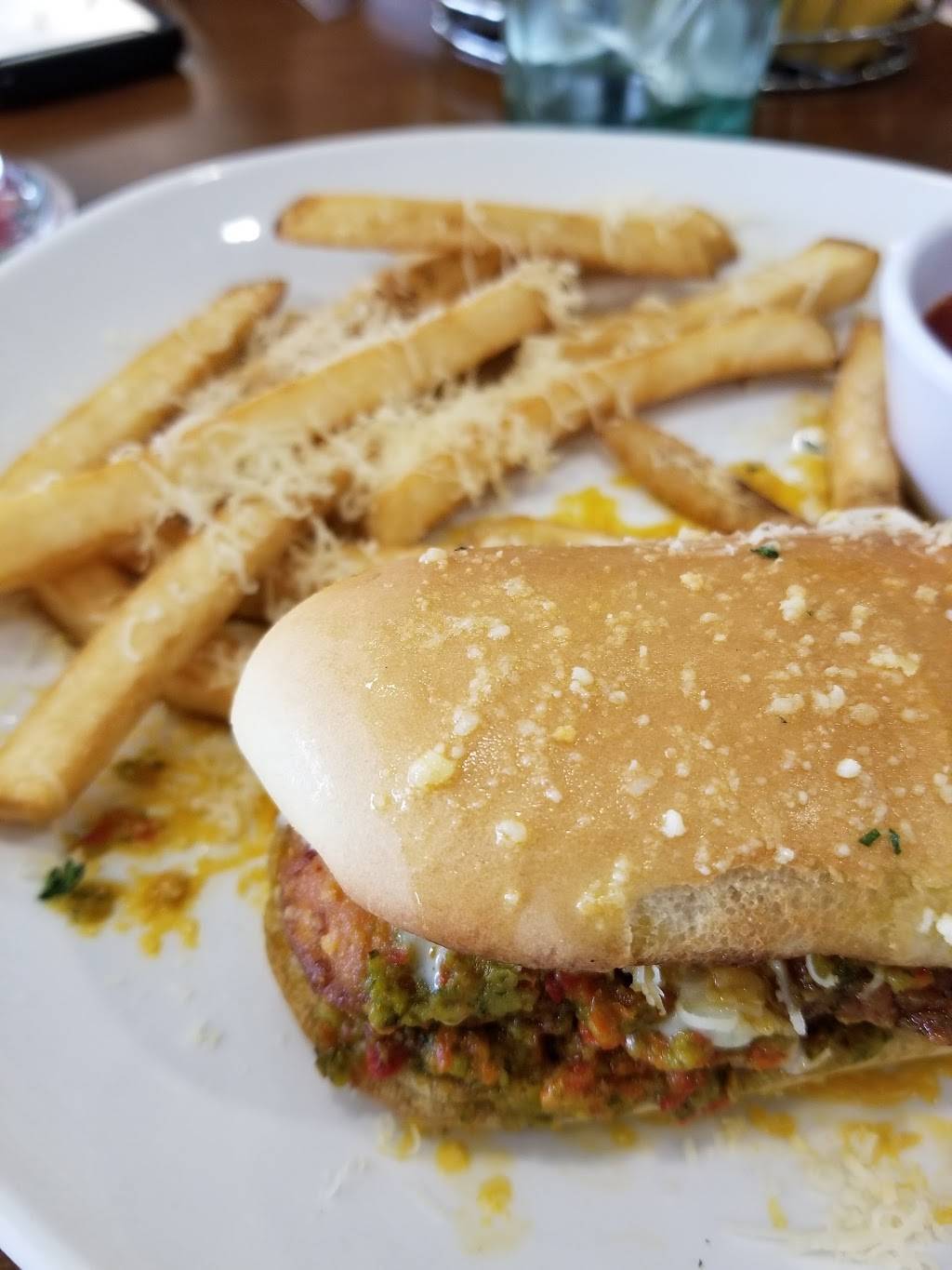 Olive Garden Italian Restaurant | meal takeaway | 3630 Bay Rd, Saginaw, MI 48603, USA | 9897902288 OR +1 989-790-2288