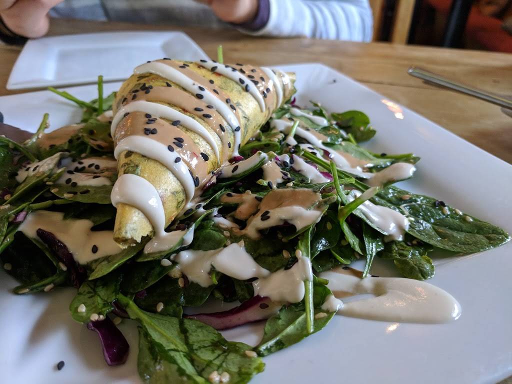 Present Moment Cafe | cafe | 226 W King St, St. Augustine, FL 32084, USA | 9048274499 OR +1 904-827-4499