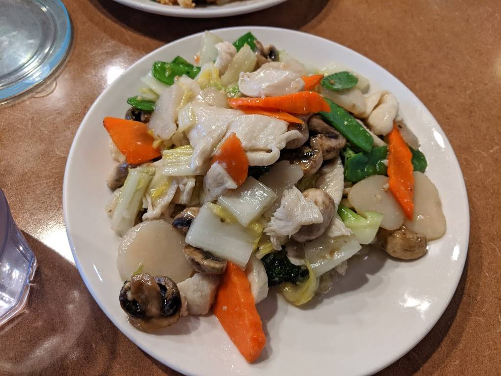 Golden Gong Chinese Restaurant | restaurant | 290 Madonna Rd, San Luis Obispo, CA 93405, USA | 8055410226 OR +1 805-541-0226