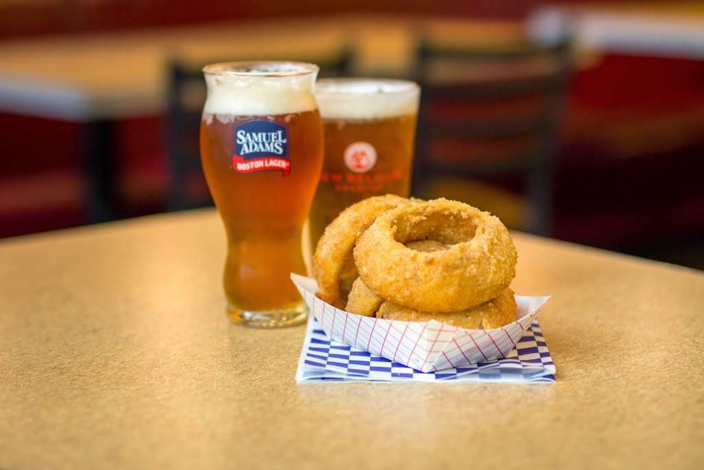 Blue Moon Burgers | restaurant | 2504 Alki Ave SW, Seattle, WA 98116, USA | 2064574398 OR +1 206-457-4398