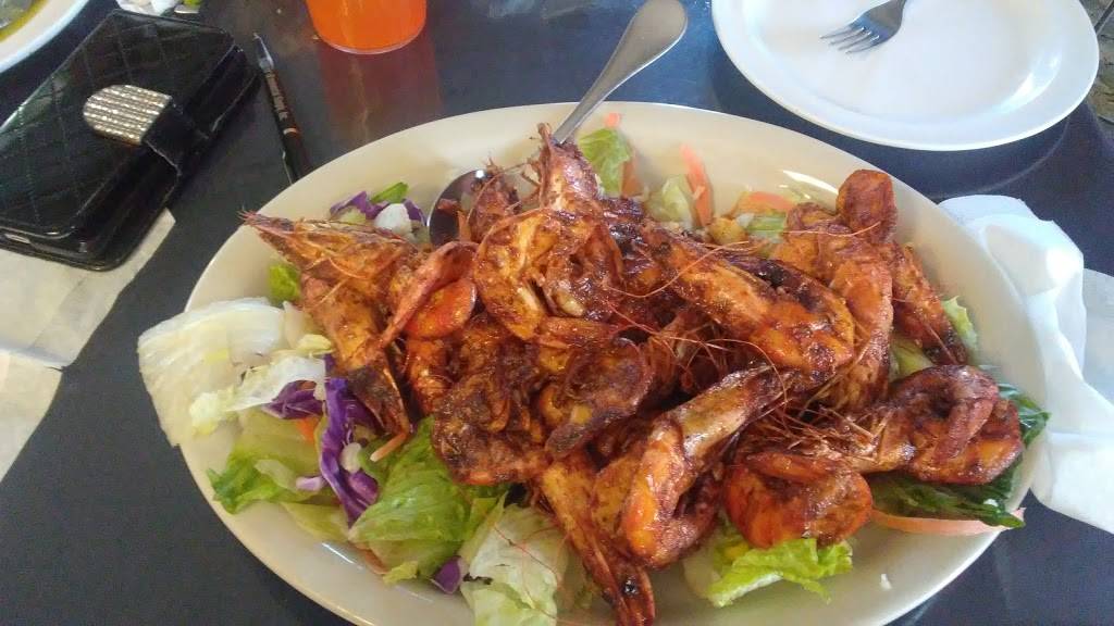 La Perla Negra | restaurant | 651 Palomar St, Chula Vista, CA 91911, USA | 6194258594 OR +1 619-425-8594